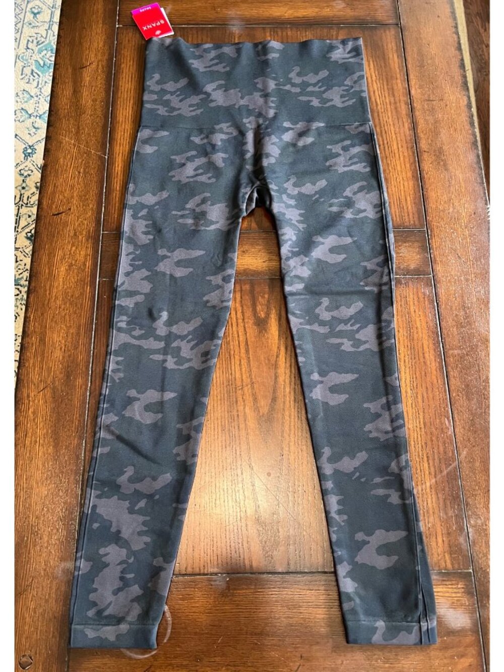 Spanx Look at Me Now Seamless Cropped High Rise Leggings Black/Gray Camo 2X NEW - Picture 5 of 8